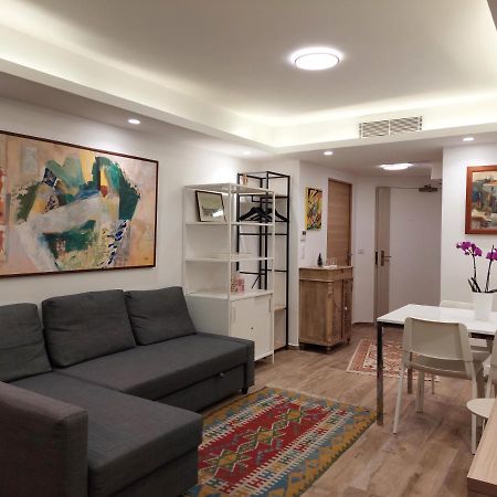Paris Beaugrenelle: Charmante Residence Екстер'єр фото