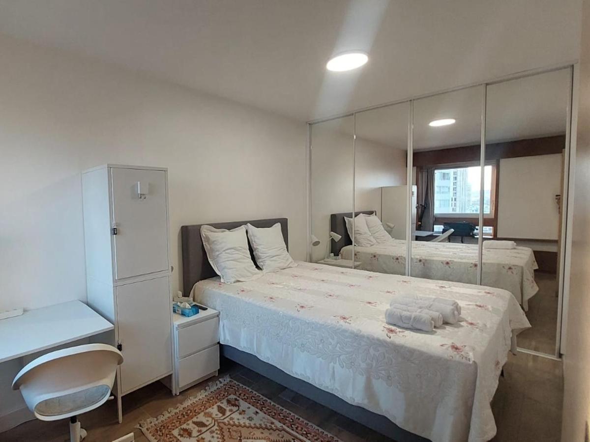 Paris Beaugrenelle: Charmante Residence Екстер'єр фото